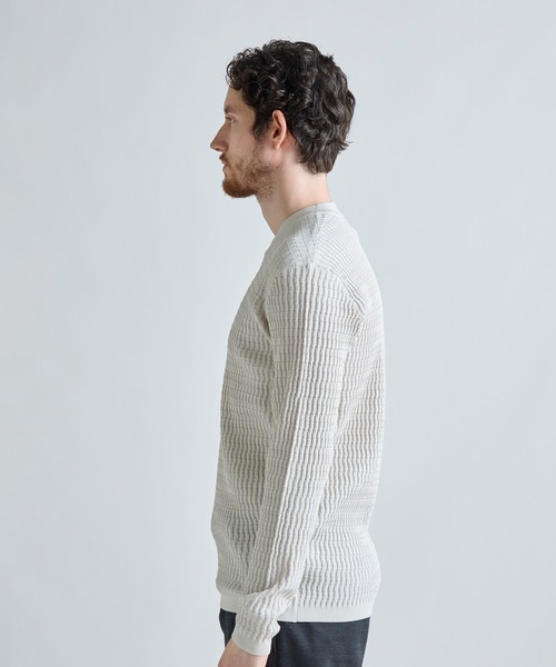 MEN'S BIGI（メンズビギ）の「ブリスタージャカード 変形ケーブルモックネックロングTEE（Tシャツ/カットソー・メンズ・チャコールグレー/オフホワイト/ネイビー・02/01/04/03）」の4枚目の写真