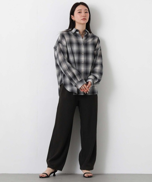 Gready Brilliant(グレディブリリアン)の「シアーチェックシャツ(シャツ/ブラウス・レディース・ブラック系/ブラウン系・38)」の11枚目の写真