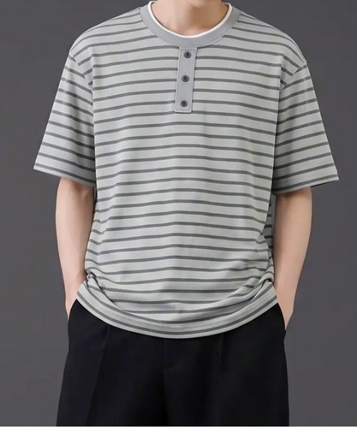 revertical(リバーティカル)の「ボーダー ヘンリーネック 半袖Tシャツ(Tシャツ/カットソー・メンズ・グレー/ベージュ/ブラック・MEDIUM/LARGE)」の2枚目の写真