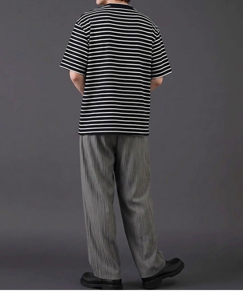 revertical(リバーティカル)の「ボーダー ヘンリーネック 半袖Tシャツ(Tシャツ/カットソー・メンズ・グレー/ベージュ/ブラック・MEDIUM/LARGE)」の8枚目の写真