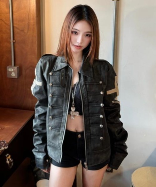 GEMEDA(ジェメダ)の「ナポレオンデザインレザージャケット(その他アウター・レディース・ブラック・M)」の6枚目の写真