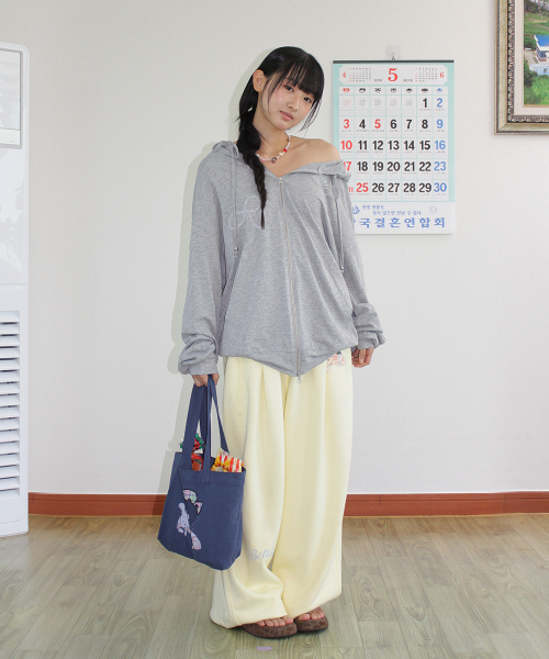 RONRON（ロンロン）の「BETTY BOOP LETTERING SWEAT JOGGER PANTS SOFT YELLOW（スウェットパンツ・レディース・その他・FREE）」の3枚目の写真