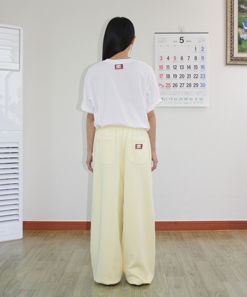 RONRON（ロンロン）の「BETTY BOOP LETTERING SWEAT JOGGER PANTS SOFT YELLOW（スウェットパンツ・レディース・その他・FREE）」の2枚目の写真