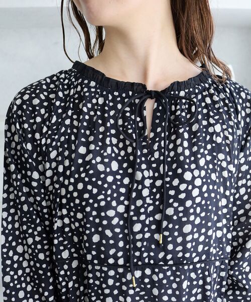 le.coeur blanc(ルクールブラン)の「Fanaka別注ランダムドットワンピース(ワンピース・レディース・ブラウン系その他2/ブラック系その他・38)」の21枚目の写真
