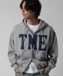 FFEIN（フェイン）の「【FFEIN（フェイン）】ヘビーウエイト配色ステッチ立体フードジップパーカー / フーディ スウェット ロゴ刺繍 ユニセックス 秋冬（パーカー）」