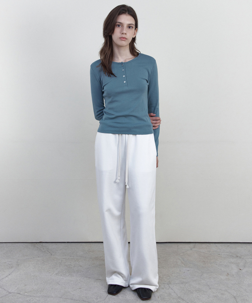 WEDNESDAYOASISFORWOMEN(ウェンズデー オアシス フォー ウーマン)の「レイジ ストリング ワイドスウェットパンツ_WHITE(WB6PT31)(スウェットパンツ・レディース・ホワイト・FREE)」の3枚目の写真