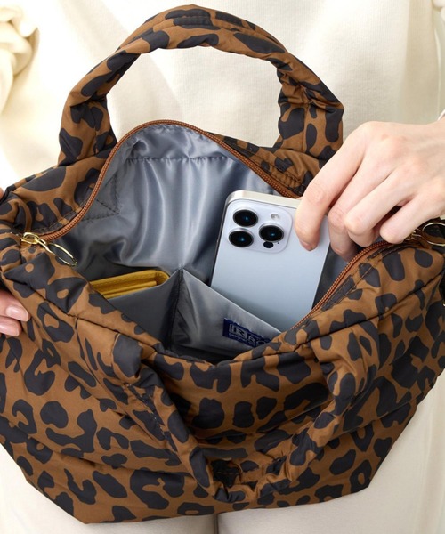 ROOTOTE(ルートート)の「ルートート / フェザールー デリ ダウンフェザー キルティング2WAYレオパードトートバッグ FE.デリ.レパードーA(ショルダーバッグ・レディース・ブラウン/カーキ・FREE)」の10枚目の写真