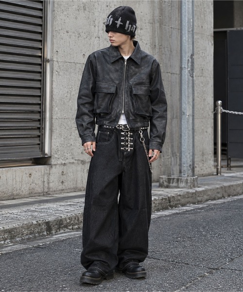 SPINNS(スピンズ)の「フロントフックデザインカーブワイドパンツ/1カラーのみ別品番ジャケットとセットアップ可能(デニムパンツ・メンズ・ブラック系その他/ブルー系その他・M/L)」の11枚目の写真