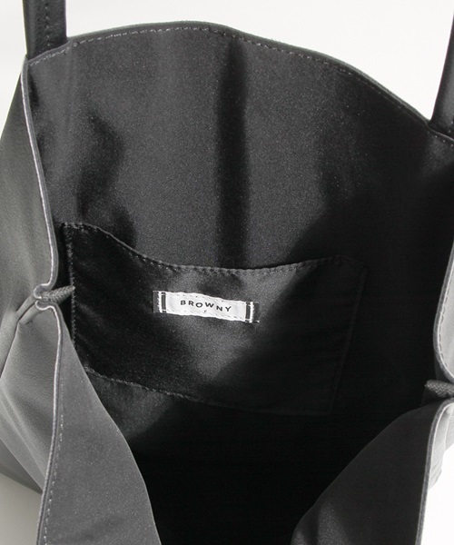 WEGO（ウィゴー）の「WEGO/フェイクレザーフラットトートバッグ（トートバッグ・メンズ・ネイビー/ブラック/ホワイト/ブラウン・FREE）」の6枚目の写真