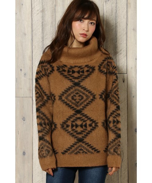 VENCEEXCHANGE（ヴァンスエクスチェンジ）の「起毛オルテガ柄プルオーバー                   （ニット/セーター・レディース・ワインレッド/ベージュ/ブラック/オフホワイト・MEDIUM）」の3枚目の写真