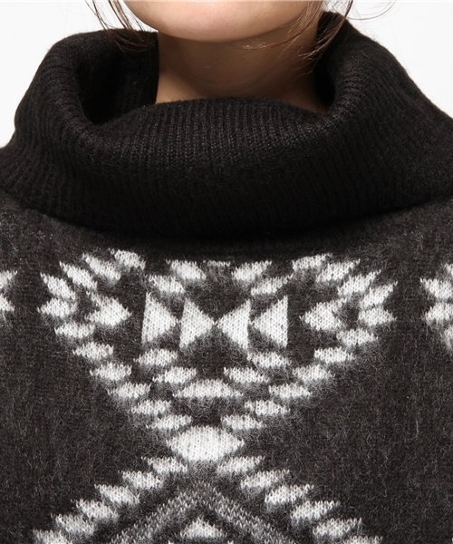 VENCEEXCHANGE（ヴァンスエクスチェンジ）の「起毛オルテガ柄プルオーバー                   （ニット/セーター・レディース・ワインレッド/ベージュ/ブラック/オフホワイト・MEDIUM）」の8枚目の写真