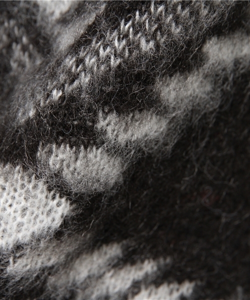 VENCEEXCHANGE（ヴァンスエクスチェンジ）の「起毛オルテガ柄プルオーバー                   （ニット/セーター・レディース・ワインレッド/ベージュ/ブラック/オフホワイト・MEDIUM）」の11枚目の写真