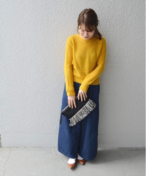 SHIPS(シップス)の「フリンジクラッチ ◇(クラッチバッグ・レディース・キャメル/ブラック・ONE SIZE)」の5枚目の写真