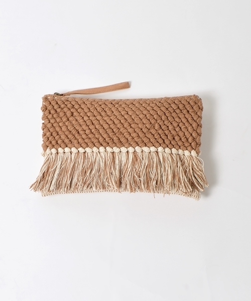 SHIPS(シップス)の「フリンジクラッチ ◇(クラッチバッグ・レディース・キャメル/ブラック・ONE SIZE)」の6枚目の写真