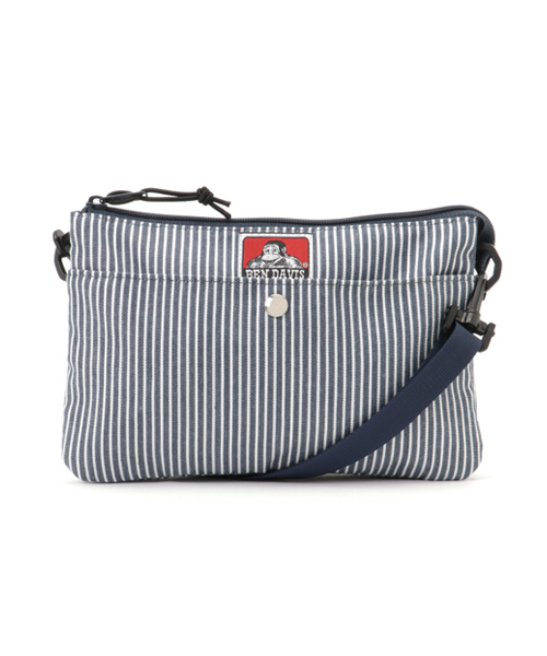 BEN DAVIS ORIGINALS(ベンデイビスオリジナルス)の「《BEN DAVIS》 MULTI TRAVEL SHOULDER BAG/ベンデイビス マルチトラベルショルダーバッグ(ショルダーバッグ・メンズ・ブラック/ブルー系その他・FREE)」の2枚目の写真