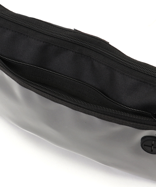 BEN DAVIS ORIGINALS(ベンデイビスオリジナルス)の「《BEN DAVIS》 MULTI TRAVEL SHOULDER BAG/ベンデイビス マルチトラベルショルダーバッグ(ショルダーバッグ・メンズ・ブラック/ブルー系その他・FREE)」の7枚目の写真