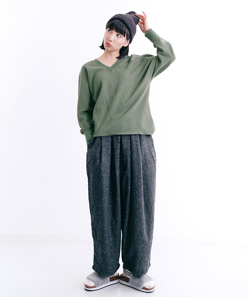 MERLOT（メルロー）の「サーマルドルマンVネックプルオーバー1062（Tシャツ/カットソー・レディース・ホワイト/ブラック/グレー/カーキ・FREE）」の14枚目の写真