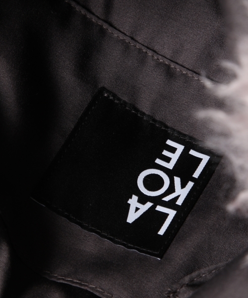 LAKOLE（ラコレ）の「エコラムファートライアングルトートバッグ / LAKOLE（トートバッグ・レディース・アッシュグレー/ブラック/ボルドー/カーキ/オフホワイト・FREE）」の18枚目の写真