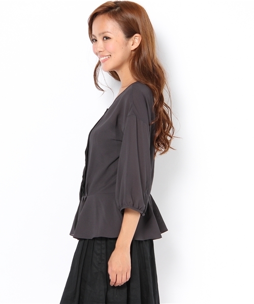 JENEVIEVE（ジュヌヴィエーヴ）の「シフォンジョーゼット配色ブラウス（シャツ/ブラウス・レディース・ブラック系その他/ピンクベージュ・1）」の7枚目の写真