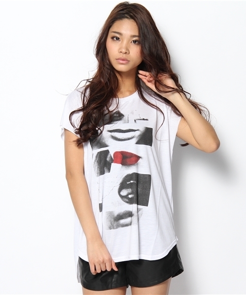 LOVE BOAT(ラブ・ボート)の「FIVE LIP Tシャツ(Tシャツ/カットソー・レディース・ホワイト系/ブラック系・FREE)」の1枚目の写真