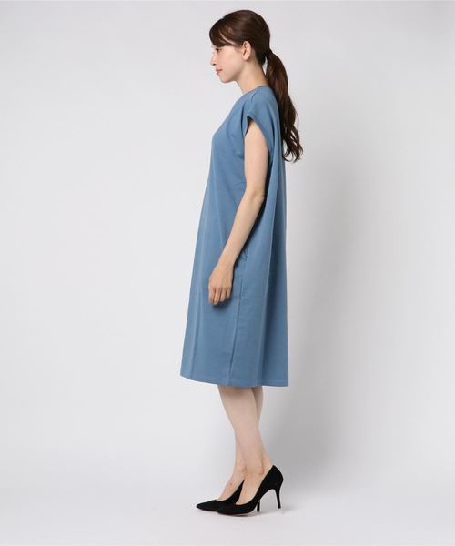 coca(coca)(コカ)の「ポケット付きフレンチスリーブカットソーワンピース(ワンピース・レディース・ホワイト/ブルー・ONE SIZE)」の3枚目の写真