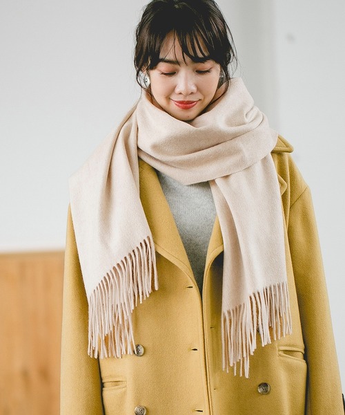 A part by（アパートバイ）の「カシミヤウールストール 800682（ストール/ショール・レディース・オフホワイト/ブラック/チャコールグレー/ライトグレー/レッド・FREE）」の2枚目の写真