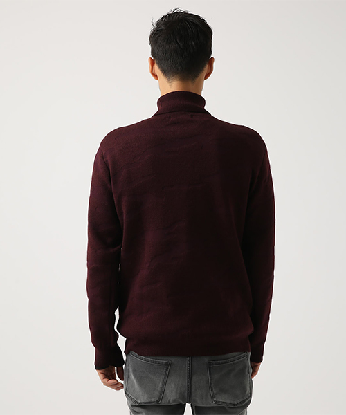 AZUL by moussy（アズールバイマウジー）の「ジャガードカモタートルネックプルオーバー（ニット/セーター・メンズ・ホワイト/ブラック/ボルドー・SMALL/MEDIUM/LARGE/X-LARGE/X-SMALL）」の17枚目の写真