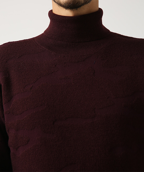 AZUL by moussy（アズールバイマウジー）の「ジャガードカモタートルネックプルオーバー（ニット/セーター・メンズ・ホワイト/ブラック/ボルドー・SMALL/MEDIUM/LARGE/X-LARGE/X-SMALL）」の18枚目の写真