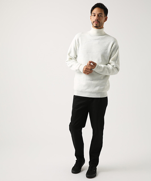 AZUL by moussy（アズールバイマウジー）の「ジャガードカモタートルネックプルオーバー（ニット/セーター・メンズ・ホワイト/ブラック/ボルドー・SMALL/MEDIUM/LARGE/X-LARGE/X-SMALL）」の22枚目の写真