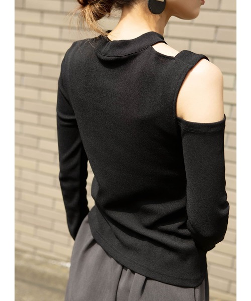 MIELI INVARIANT（ミエリインヴァリアント）の「カッティングスロープトップス（ニット/セーター・レディース・ホワイト/ブラック・FREE）」の20枚目の写真