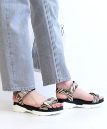 AmiAmi（アミアミ）の「メタルパーツスポーツサンダル（サンダル）」