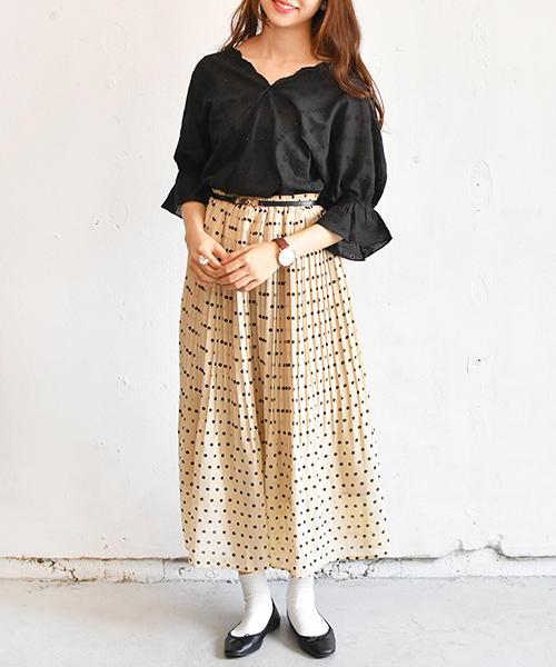 PairPair（ペアペア）の「スカラップコットンレースブラウス（シャツ/ブラウス・レディース・ブラック/オフホワイト/イエロー・FREE）」の22枚目の写真