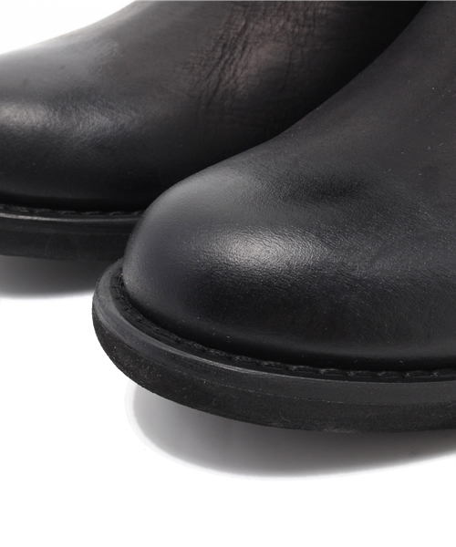 alcali（アルカリ）の「mie scarpe /  ショートエンジニアブーツ（ブーツ・レディース・ブラック/グレー/キャメル・4/3/2）」の4枚目の写真