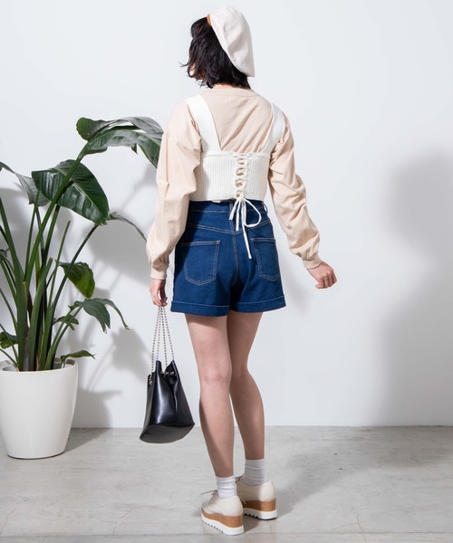 WEGO（ウィゴー）の「WEGO/【XS～Lサイズ】デイリーハイウエストショーツ（デニムパンツ・レディース・ブラック/インディゴブルー/ライトインディゴブルー・SMALL/MEDIUM/LARGE/X-SMALL）」の8枚目の写真