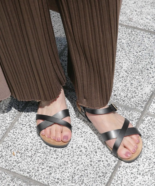 Rode Sko ロデスコ の Benita クロスベルトサンダル サンダル Wear