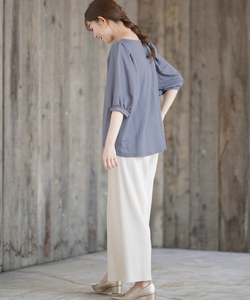 rps(アールピーエス)の「天竺ボリューム袖プルオーバー(Tシャツ/カットソー・レディース・カーキ/グレー/ブラック/ブルー/ライトカーキ・M)」の7枚目の写真