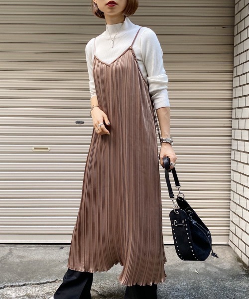 PAGEBOY（ページボーイ）の「スタッズラウンドショルダー（ショルダーバッグ・レディース・パープル/ブラック・FREE）」の21枚目の写真