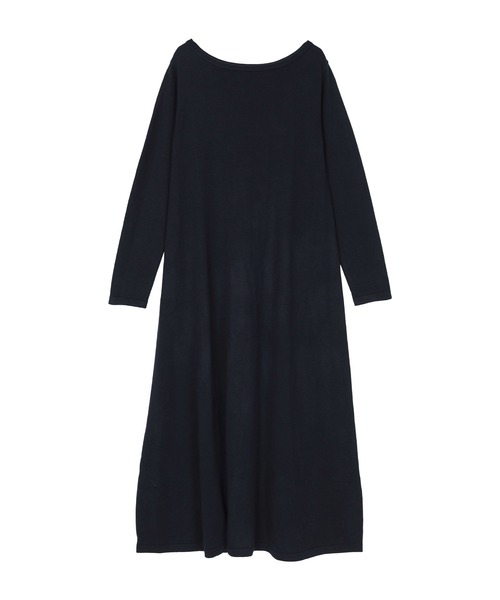 UR'S（ユアーズ）の「ボートネックロングニットワンピース（ワンピース・レディース・グレイッシュベージュ/ブラック/ブラウン/ボルドー/オフホワイト/チャコール/ダークネイビー/ダークブラウン/キャメル・L/M/S）」の12枚目の写真