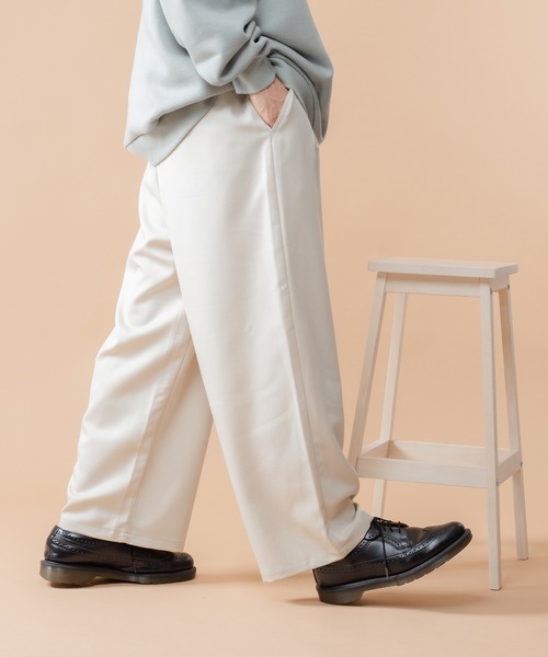 kutir(クティール)の「2タックワイドスラックス(その他パンツ・メンズ・ライトグレー/ブラック/オフホワイト・SMALL/MEDIUM/LARGE)」の11枚目の写真