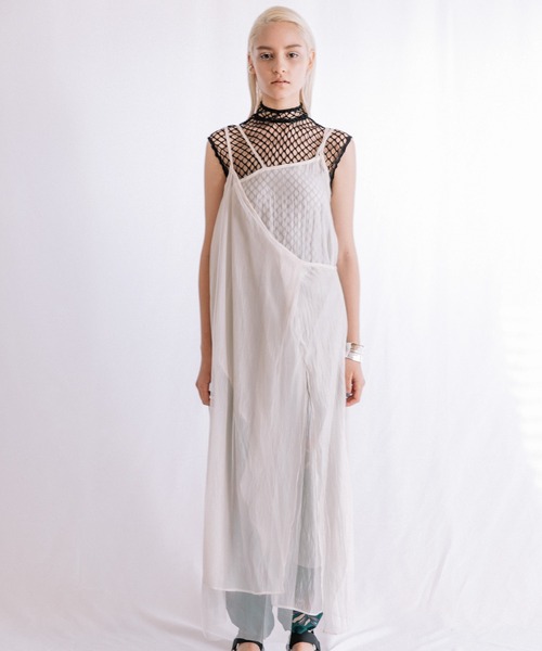 AULA AILA（アウラアイラ）の「チュールレイヤードキャミソールドレス（ドレス・レディース・オフホワイト/ブラック/グリーン・0）」の20枚目の写真