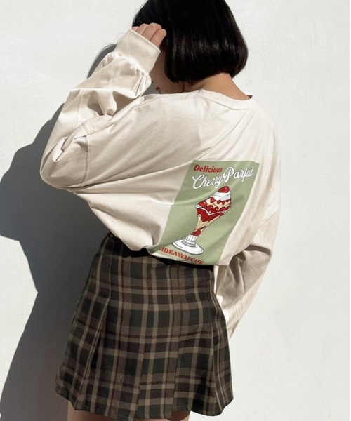 apres jour(アプレジュール)の「アソートビッグスリットロンT【ZOZOTOWN限定アイテム】(Tシャツ/カットソー・レディース・ミント/ブラック/ブラック系その他/ホワイト系その他3/ホワイト系その他/ライトピンク/オフホワイト/サックスブルー/アイボリー/ホワイト系その他2・X-LARGE/フリー)」の20枚目の写真