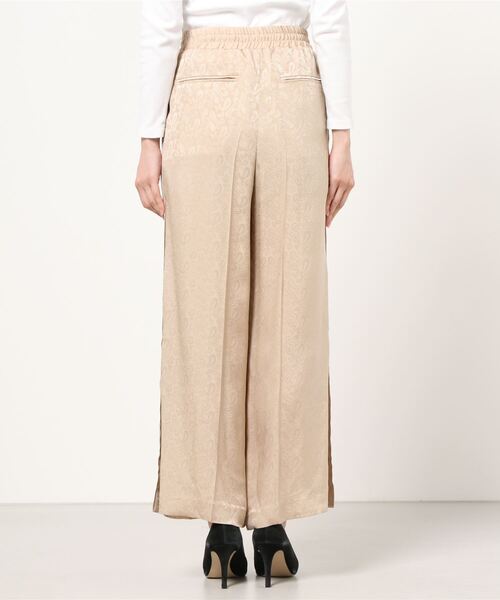 RITO(リト)の「RITO キュプラビスコースジャガードワイドパンツ(その他パンツ・レディース・ベージュ・36/34)」の2枚目の写真