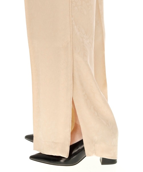 RITO(リト)の「RITO キュプラビスコースジャガードワイドパンツ(その他パンツ・レディース・ベージュ・36/34)」の7枚目の写真