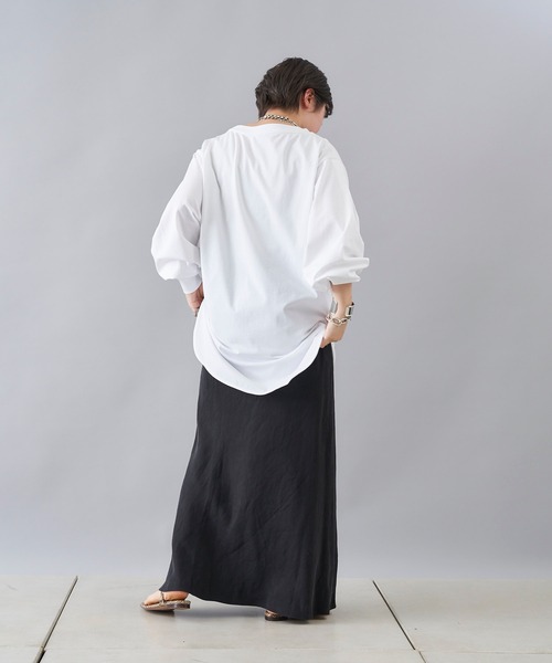 DouDou（ドゥドゥ）の「【WEB限定】袖タックTシャツ（Tシャツ/カットソー・レディース・ベージュ/オフホワイト/バイオレット・0）」の9枚目の写真