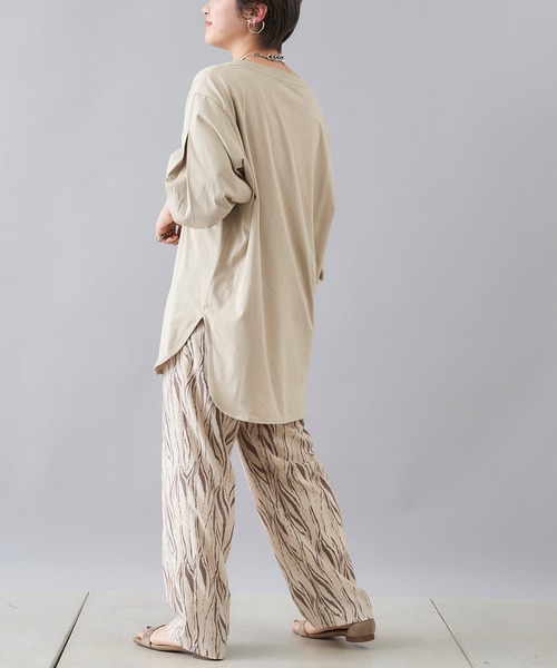 DouDou（ドゥドゥ）の「【WEB限定】袖タックTシャツ（Tシャツ/カットソー・レディース・ベージュ/オフホワイト/バイオレット・0）」の15枚目の写真