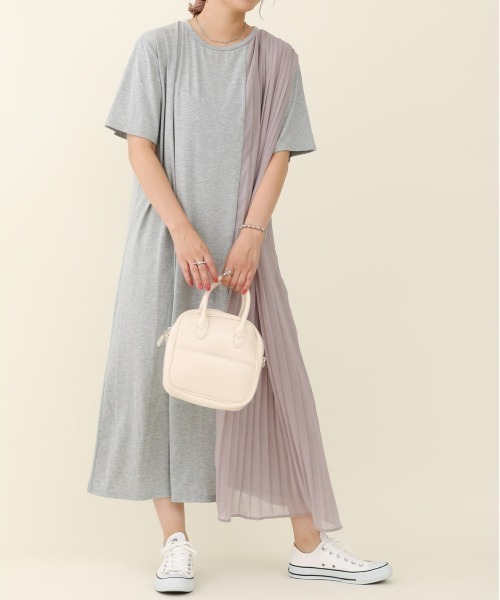 sakishimatokyo(サキシマトーキョー)の「「デザインプリーツワンピース」(ワンピース・レディース・ホワイト/ブラック/グレー・FREE)」の1枚目の写真