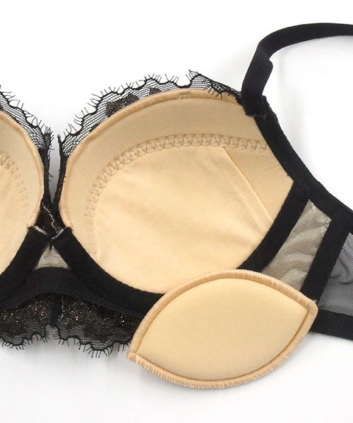 ANNEBRA(アンブラ)の「Bridal 3/4はぎカップブラジャー(ブラジャー・レディース・グレー/ブラック・D75/F75/C70/G75/B75/E75/G70/D70/E70/F70/C75/B70/E80/C80/D80)」の4枚目の写真