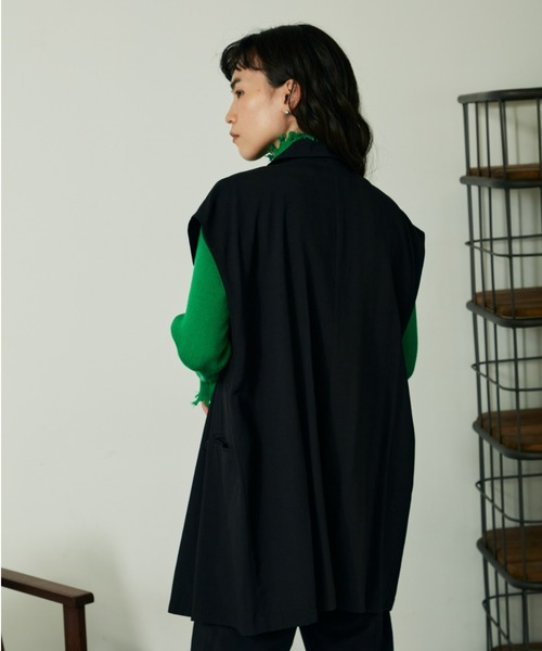 VACANCY(ヴァカンシー)の「SET UP double vest(ベスト・レディース・ブラウン/ブラック/グリーン・FREE)」の4枚目の写真