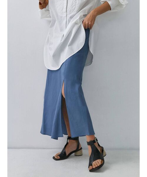 Ungrid（アングリッド）の「スリットフレアスカート（スカート・レディース・ブラック/アイボリー/ブルー・FREE）」の3枚目の写真