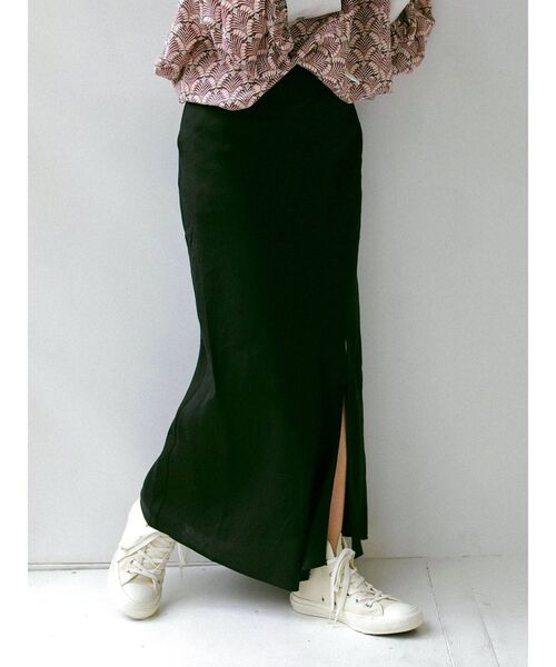 Ungrid（アングリッド）の「スリットフレアスカート（スカート・レディース・ブラック/アイボリー/ブルー・FREE）」の4枚目の写真